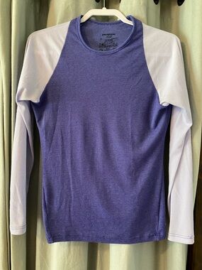 Patagonia Two-Tone Raglan Long Sleeve Lightweight Base Layer, Women’s Size M